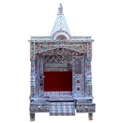 Designed Puja Mantap
