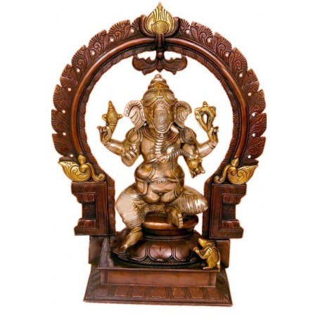 Two Tone Coloured Ganesha on Peeta