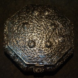 Brass coated aluminium flower jewellery box 