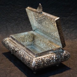 Aluminium designed jewellery box