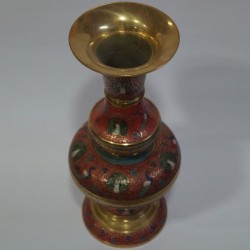 Beautifully moulded flower vase made of brass