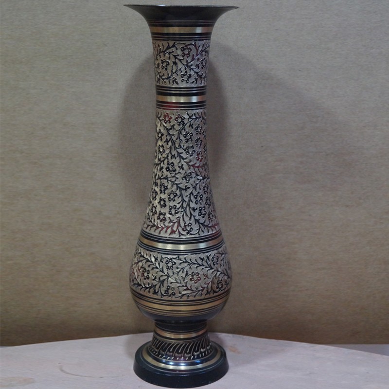 Aluminium coated brass flower vase 