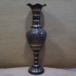 Hand crafted designed brass flower vase 